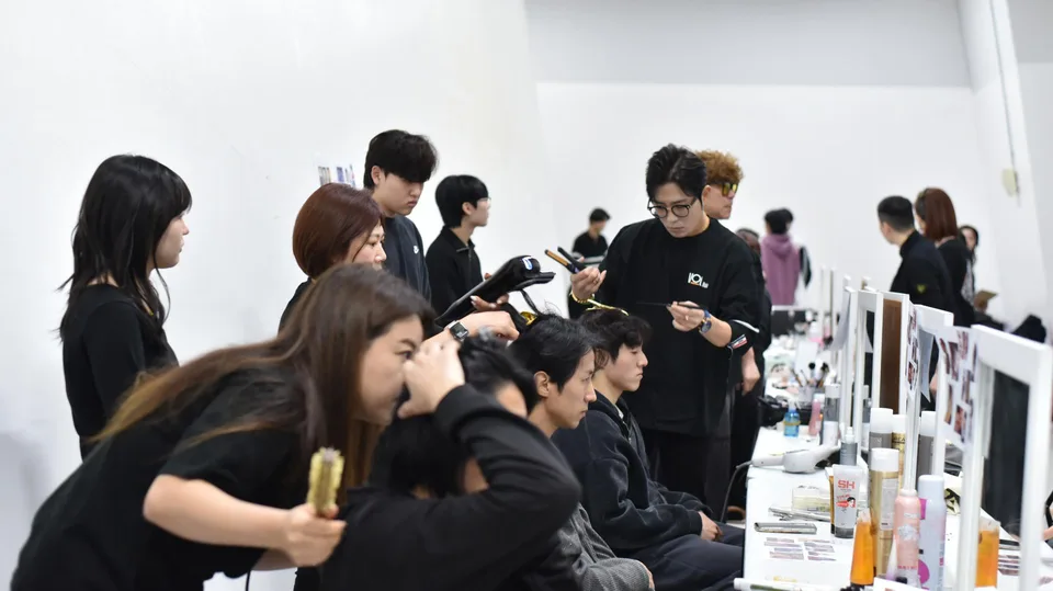 보그아트팀, 2026 F/W 서울패션위크 ‘유가당’ 쇼 헤어 스타일링 완성