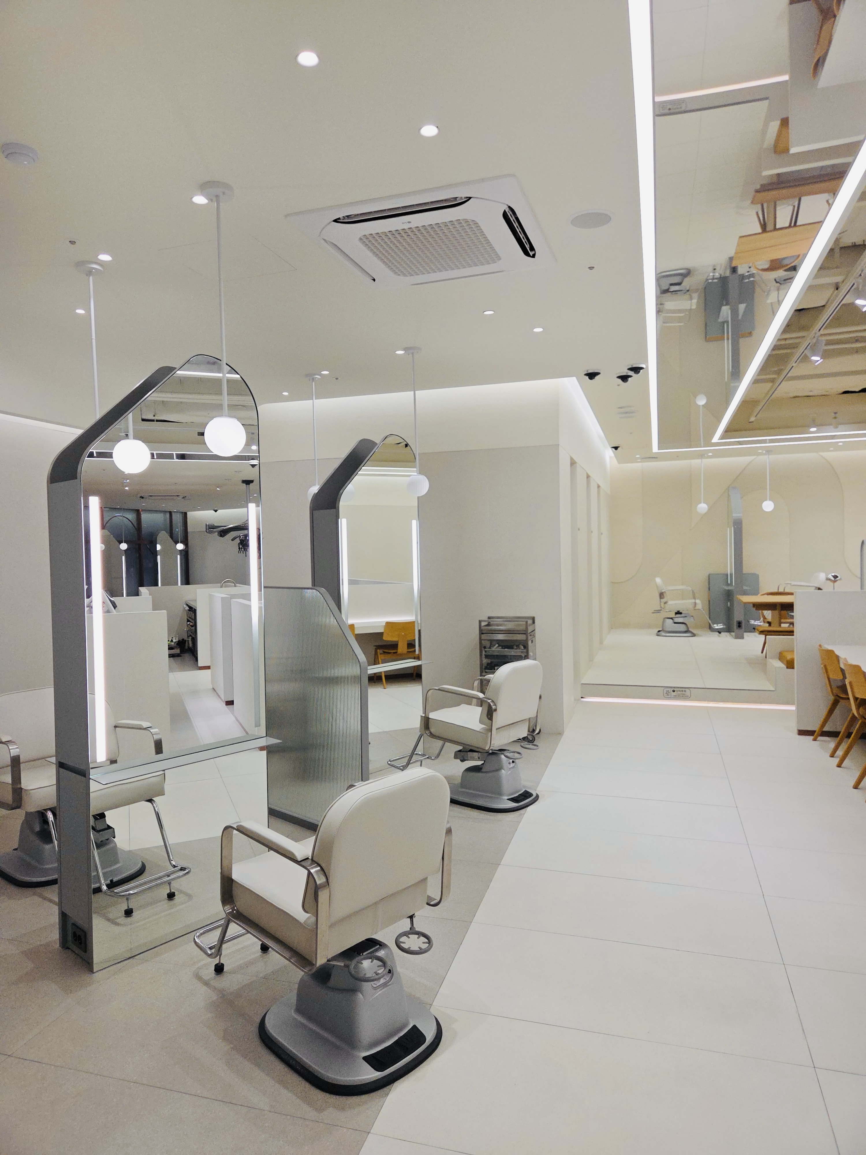 비달사순 디플로마+현금장학금지원, 목동 19년 하이퍼포머매장의 성장공식!